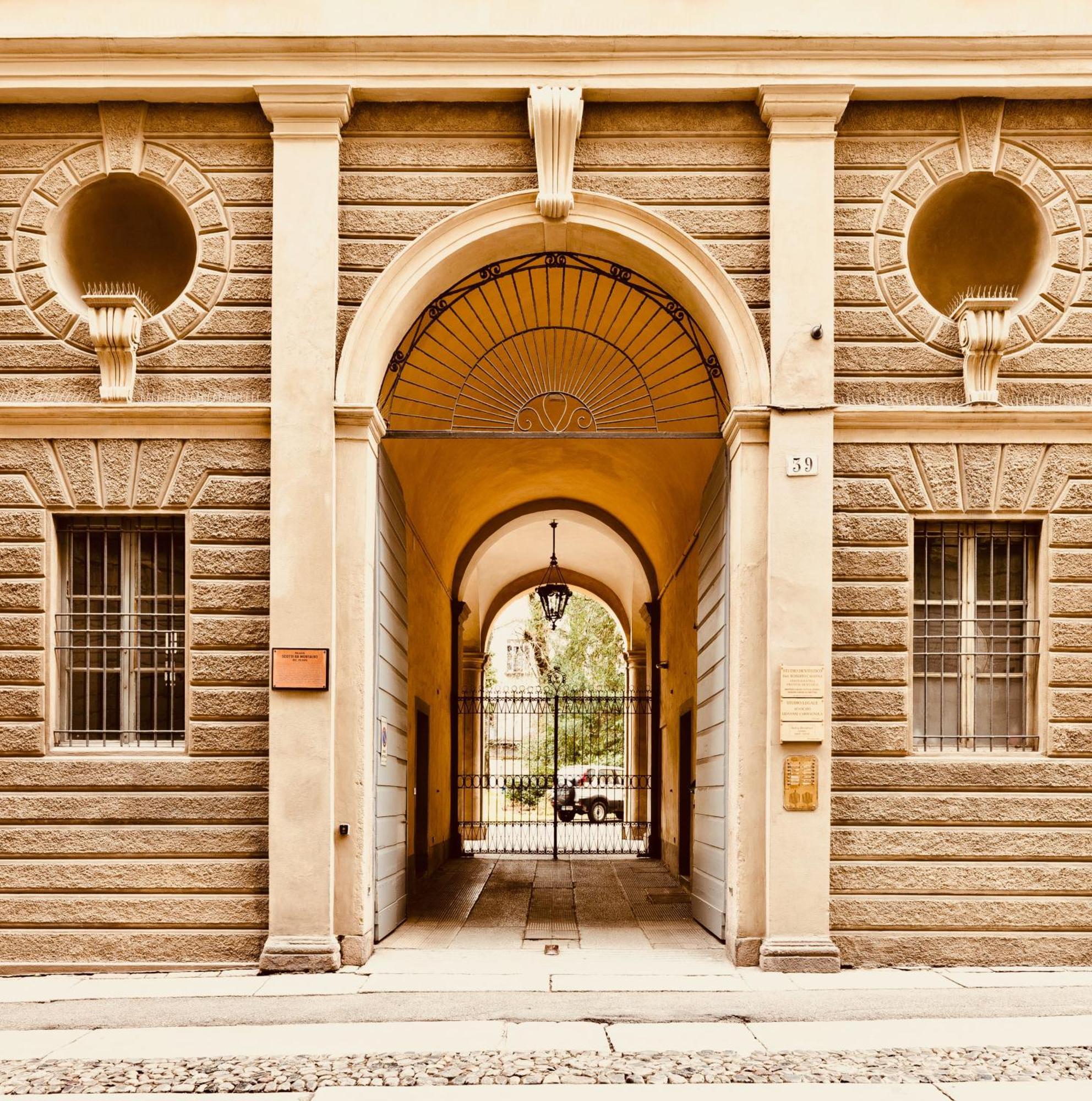 Zerbion Collection - Palazzina Scotti Apartment Piacenza Luaran gambar
